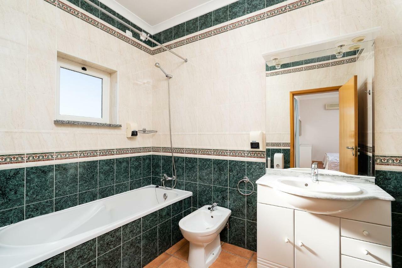 Vila Mos By Algarve Golden Properties Лагос Екстериор снимка